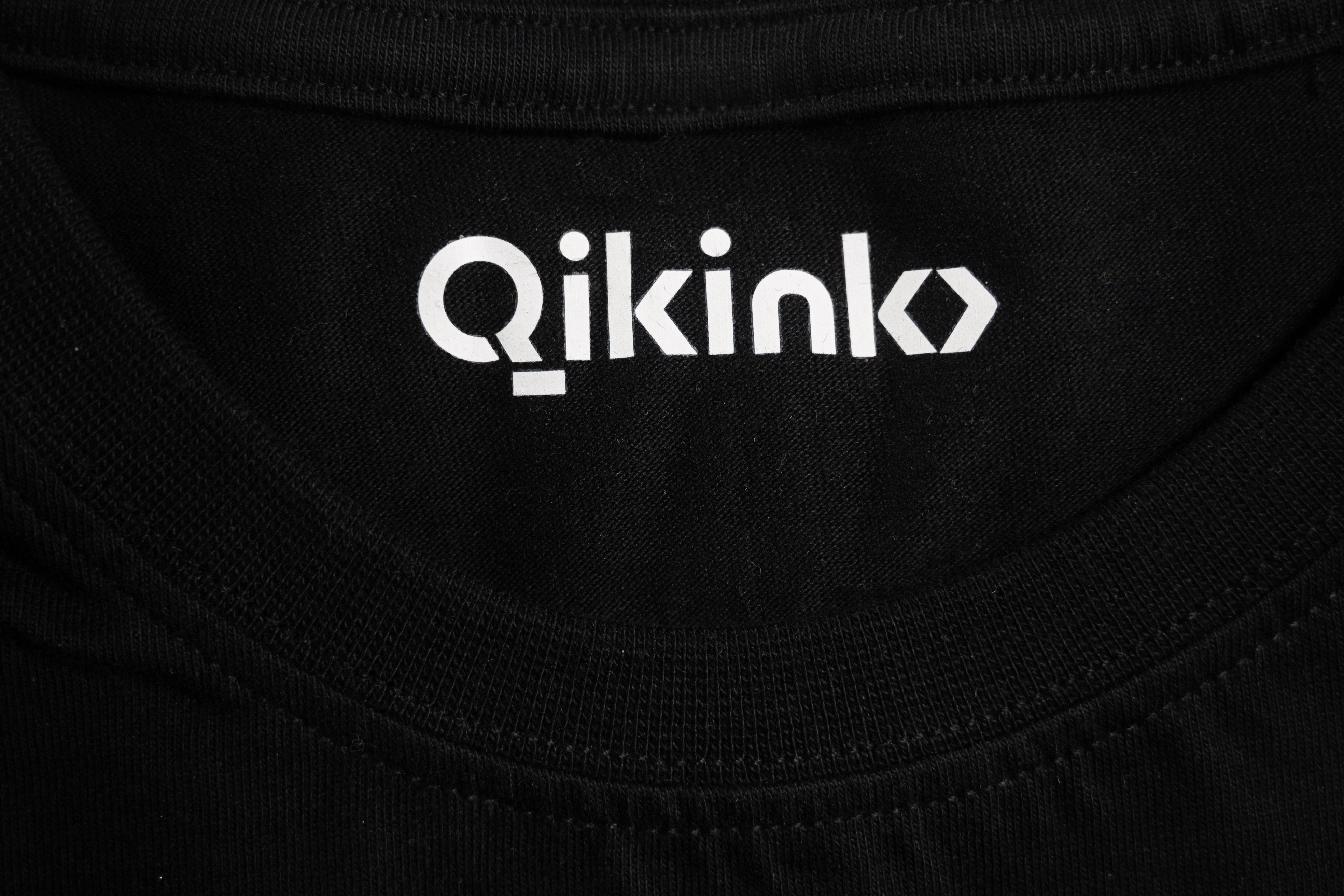 white neck labels for t-shirts qikink